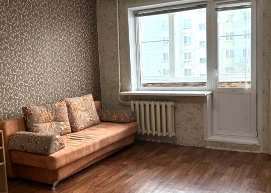 Удобная транспортная доступность:
- Остановки общественного транспорта поблизости
- Станция жд «Дербышки» позволяет быстро добраться до центра города, минуя пробки

Преимущества покупки:
- Единственный взрослый собственник.