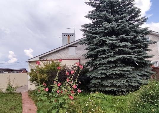 Адрес: ул. Дружбы, Площадь дома: 140 м<sup>2</sup>, Площадь участка: 10,1 соток, Поселок: с. Столбище, Лаишевский район, Район: Лаишевский