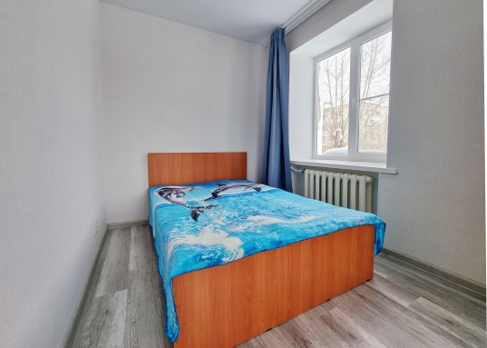 Адрес: ул. Журналистов, дом 11, Количество комнат: 2, Общая площадь: 41.1 м<sup>2</sup>, Жилая площадь: 28 м<sup>2</sup>, Площадь кухни: 6 м<sup>2</sup>, Этаж: 3/5, Тип дома: Кирпичный, Район: Советский