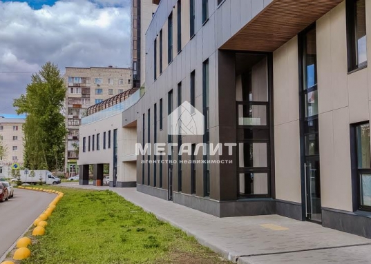 Адрес: ул. Короленко, дом 28Б, Общая площадь: 70 м<sup>2</sup>, Район: Ново-Савиновский