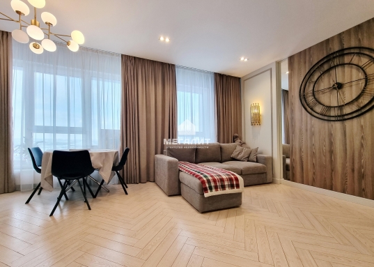 Адрес: ул. Петербургская, дом 64, Количество комнат: 2, Общая площадь: 59.9 м<sup>2</sup>, Жилая площадь: 31.9 м<sup>2</sup>, Площадь кухни: 10 м<sup>2</sup>, Этаж: 12/23, Тип дома: Кирпичный, Район: Вахитовский