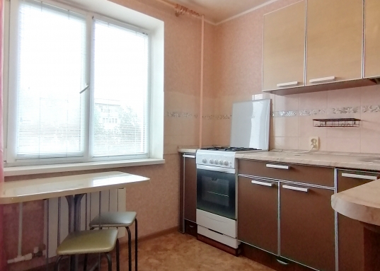 Адрес: ул. Дубравная, дом 25А, Количество комнат: 1, Общая площадь: 35 м<sup>2</sup>, Жилая площадь: 18 м<sup>2</sup>, Площадь кухни: 9 м<sup>2</sup>, Этаж: 7/9, Тип дома: Панельный