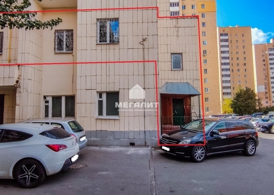 Офис 100 кв.м. на ул. Чистопольская, рядом с метро.